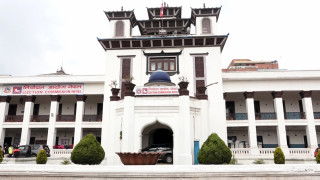 चुनावका लागि आवश्यक सामाग्रीकाे ढुवानी सुरु