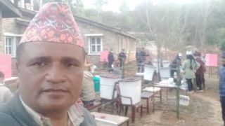 गाेरखा पालुम्टार ४ वडडाँडा केन्द्रमा देवकाेटावाट मतदान सुरु