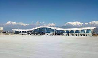 अन्तर्राष्ट्रिय विमानस्थलमा पहिलो उडान सफल भएसँगै पोखरामा खुसियाली