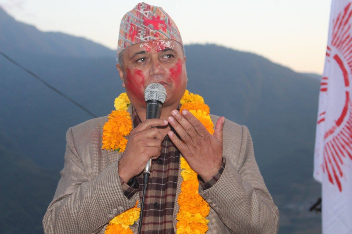 स्थानीय उत्पादनलाई प्राथमिकता : मुख्यमन्त्री अधिकारी