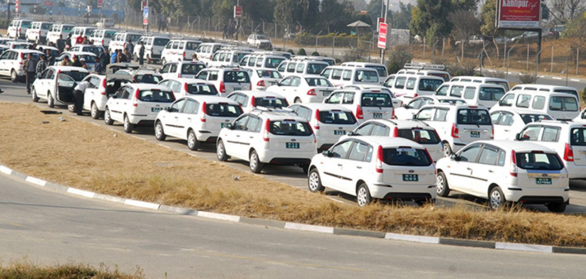 ट्याक्सी चालकद्वारा त्रिभुवन विमानस्थलमा हड्ताल