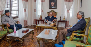 प्रधानन्यायधीश नियुक्तिका लागि संवैधानिक परिषद् बैठक बोलाउने तिन दलबीच सहमति