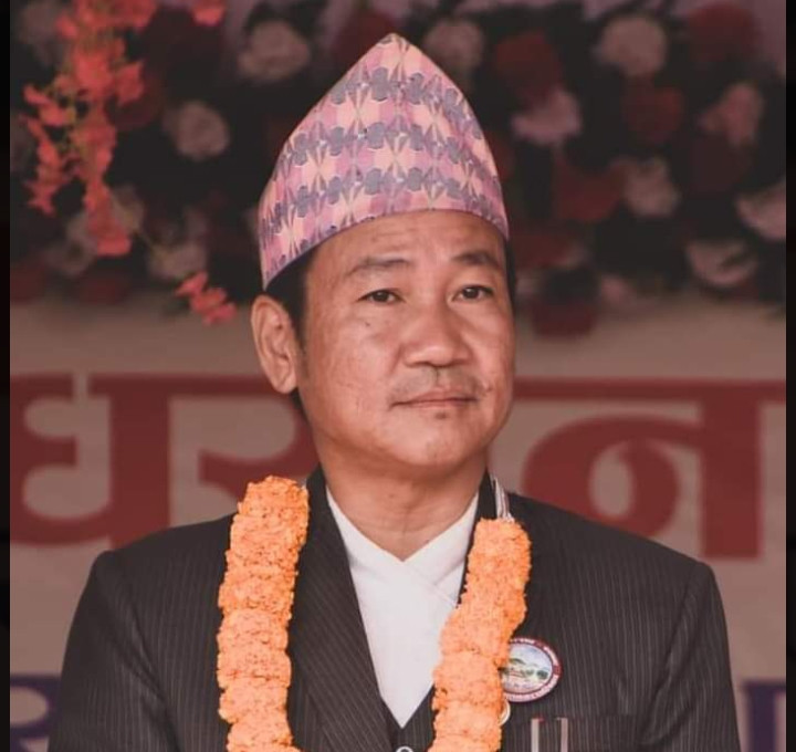 वडाअध्यक्षले पदिय जिम्मेवारी पुरा नगरेकाेमा मेयर साम्पाङले मागे राजिनामा