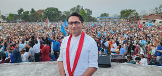 तनहुँ वासीले गर्व गर्न सक्ने काम गरेर देखाउँछु : डा. स्वर्णिम वाग्ले