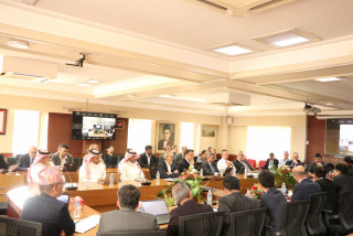 माथिल्लो अरूणमा लगानी जुटाउन दातृ निकायहरुसँग अर्थ मन्त्रालयमा छलफल
