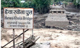 पाँचथरको बाढीमा ५ जना बेपत्ता, ठूलो परिमाणमा क्षति