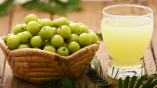 कहिल्यै पनि अमलाको जुस यी ४ व्यक्तिले नपिउनुहोस्
