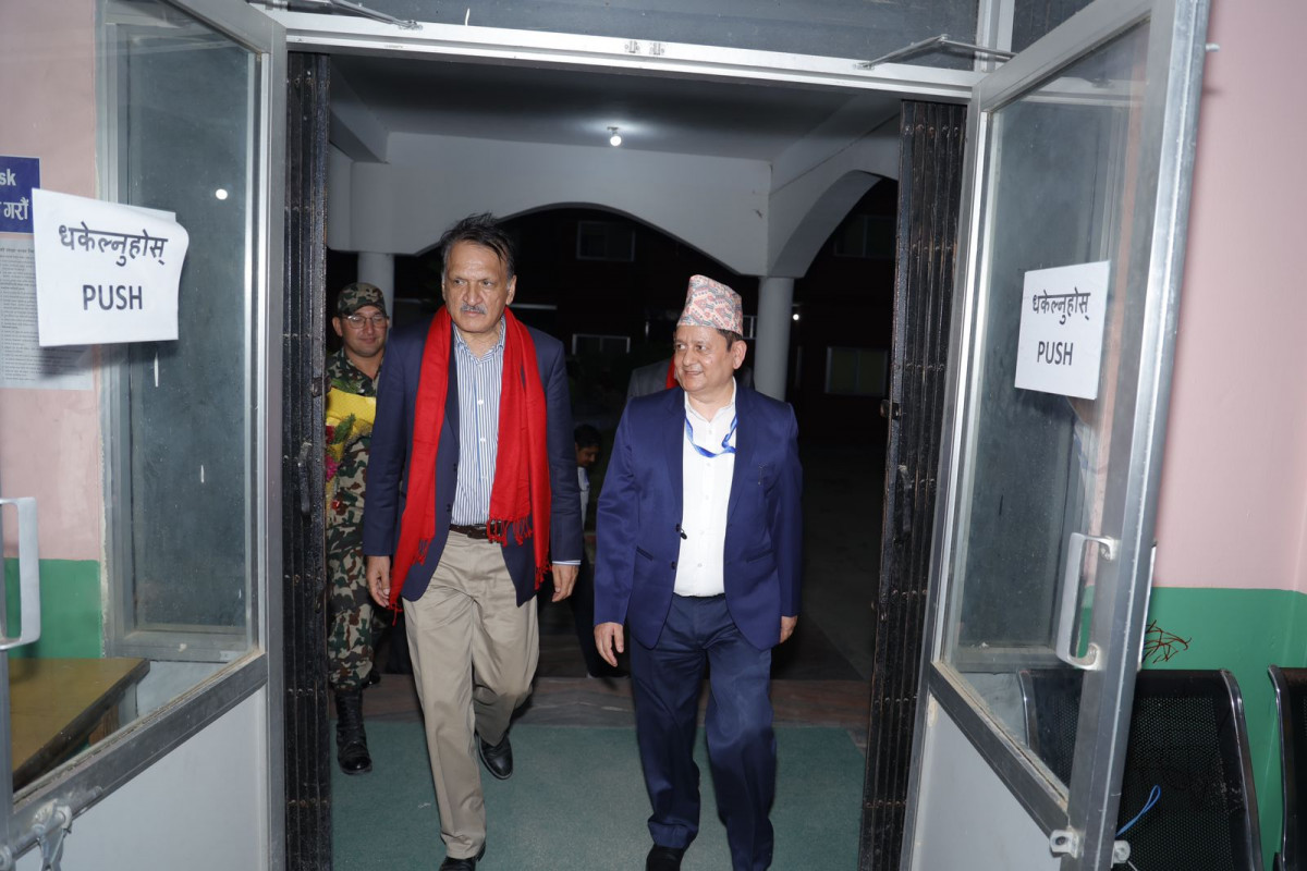 निर्धारित लक्ष्य प्राप्त हुनेगरी काम गर्न आन्तरिक राजस्व कार्यालय बुटवल र भैरहवाका कर्मचारीलाई अर्थमन्त्रीकाे निर्देशन