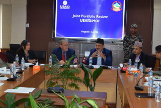 अमेरिकी सहायतामा नेपालमा सञ्चालित आयोजनाहरुको प्रगती समिक्षा बैठक सम्पन्न