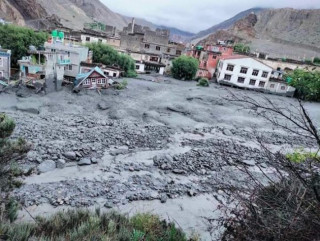 मुस्ताङको कागबेनी बाढी पहिरोको चपेटामा