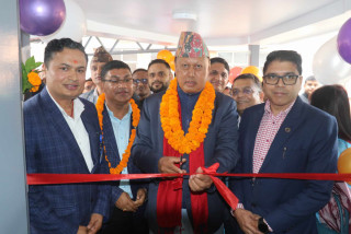 स्वास्थ्य मन्त्री बस्नेतद्वारा भरतपुर अस्पतालको बर्थिङ युनिटको उद्घाटन
