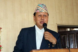 औषधीको अनुगमनका लागि हामी कडा रूपमा अघि बढेका छौं : स्वास्थ्यमन्त्री बस्नेत