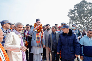 जनतालाई सुविधा दिने र राजश्व बढाउने नै सरकारको लक्ष्य : अर्थमन्त्री डा. महत