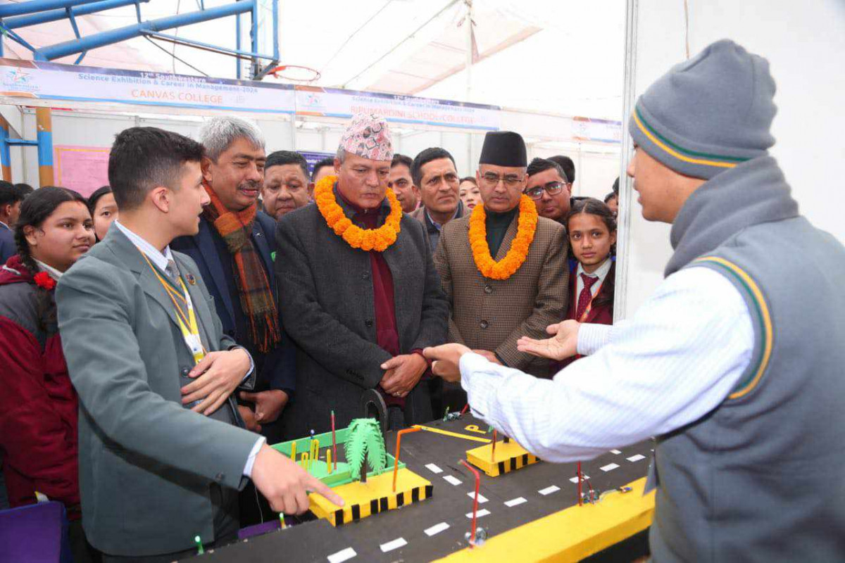 आजबाट साउथवेस्ट्रन स्टेट कलेजकाे आयोजनामा १२ औँ संस्करणको विज्ञान प्रदर्शनी सुरु