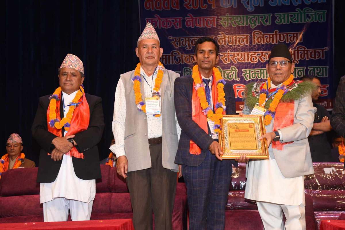 कर्मठ साहित्यकार, निष्ठावान पत्रकार एवम् सामाजिक चैतन्य ओझा सम्मानित