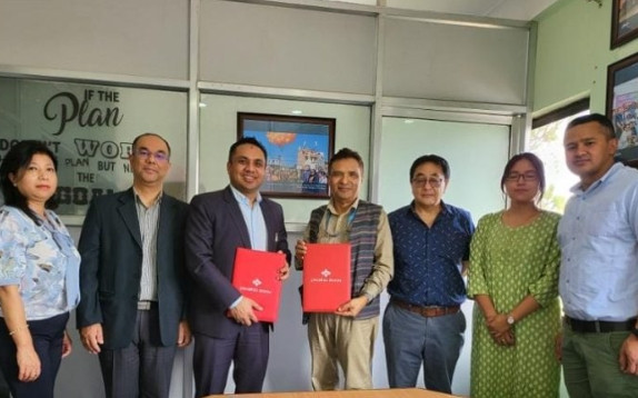 प्रभु बैंक र काठमाडौं मोडेल अस्पतालबीच विशेष छुट सम्झौता