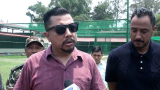 क्रिकेट मैदान निरीक्षणमा मन्त्री श्रेष्ठ, सन्दीपलाई दिए आश्वासन