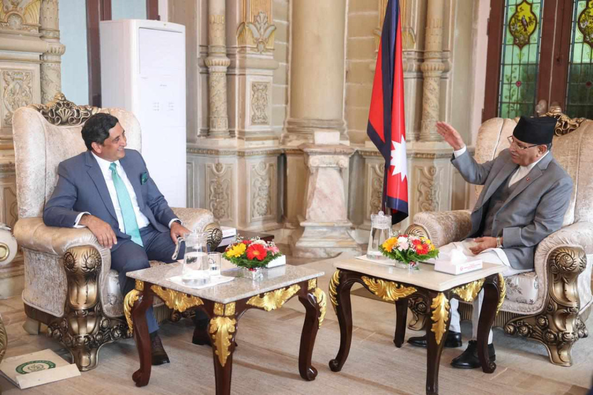 Pakistani Ambassador's meeting with Prime Minister Dahal