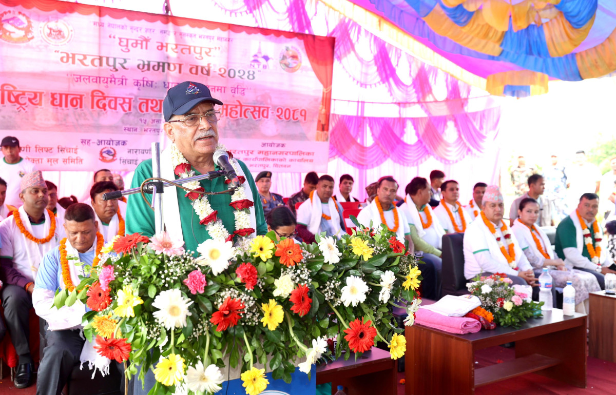 देशलाई धानमा मात्र होइन खाद्यान्नमा आत्मनिर्भर बनाउन सरकार लागिपरेको छ : प्रधानमन्त्री
