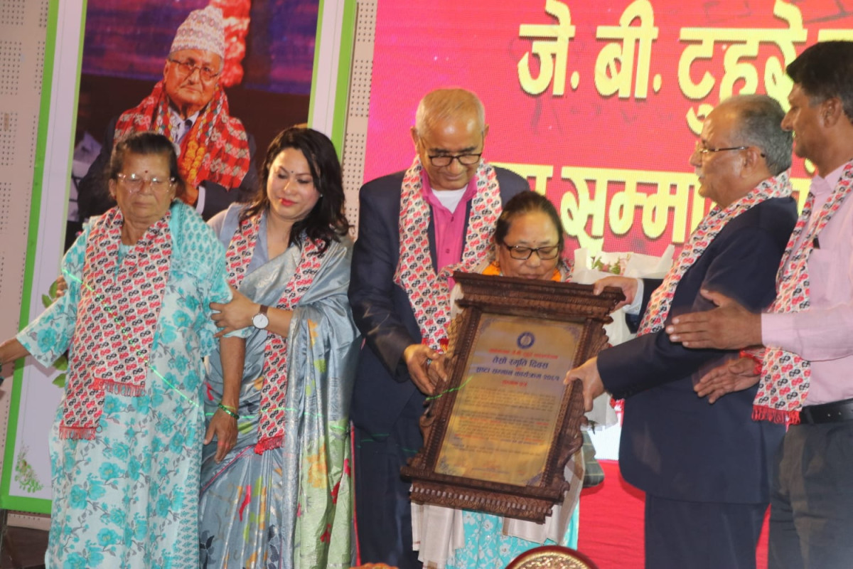 राजनीतिक परिवर्तनमा सांस्कृतिक यौद्धाहरुको ऐतिहासिक भूमिकाः प्रचण्ड