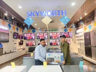 Announcement of the first weekly Lucky winner of the Skyworth festive offer