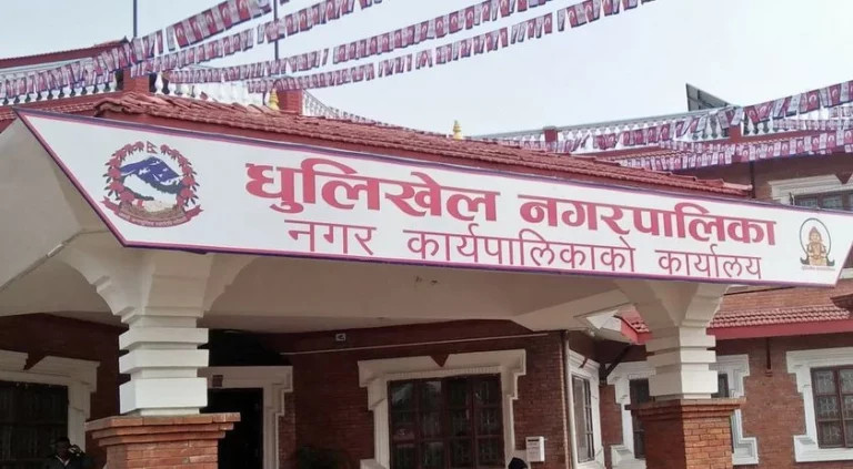 धुलिखेलका बासिन्दामा स्वास्थ्य बीमाप्रति बढ्दो आकर्षण