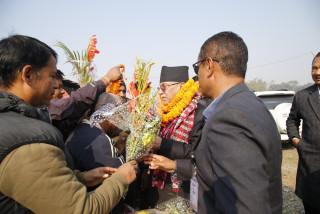 गिरिजाप्रसाद कोइराला अन्तर्राष्ट्रिय रंगशाला छिटो सम्पन्न गर्न सरकारले ध्यान देओस्ः प्रचण्ड