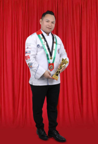 A Distinguished Pastry and Bakery Chef Human Limbu Honored in Dubai