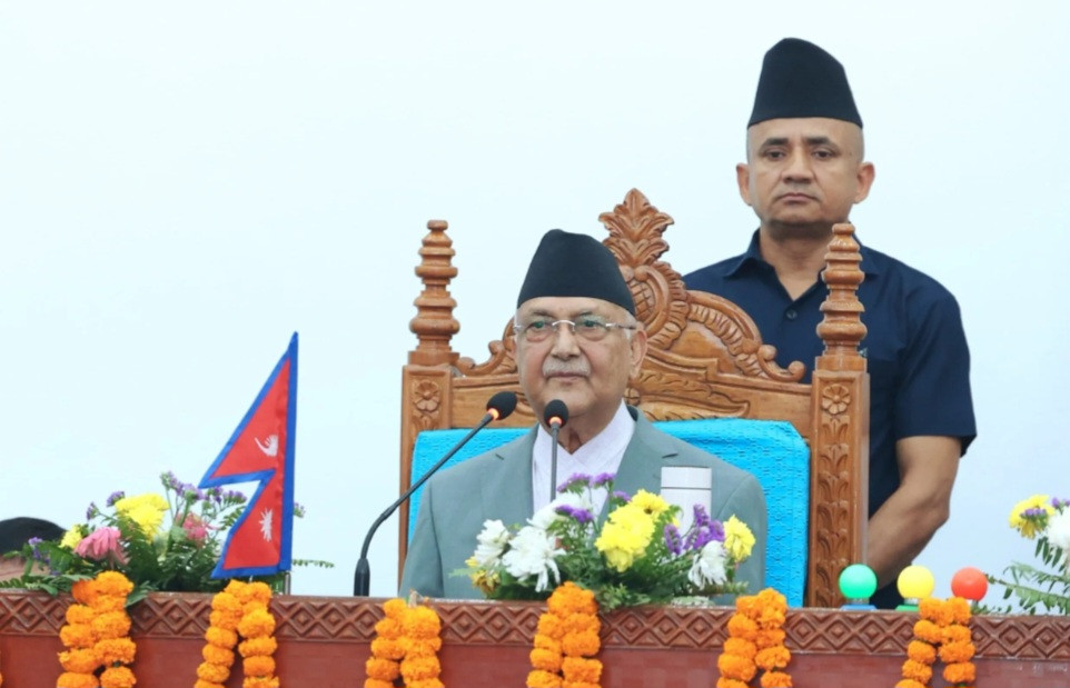जनतालाई पवित्रभावका साथ सेवा दिएर लोकतन्त्रलाई बलियो बनाउनुपर्छ  : प्रधानमन्त्री