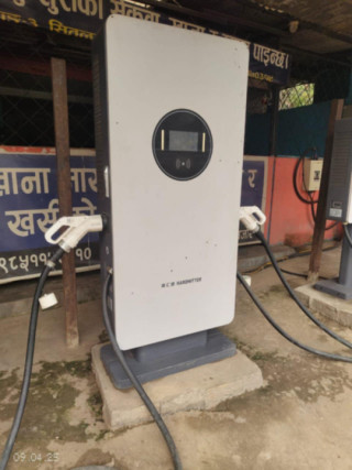 ईभी व्यवसायमा नयाँ ढोका: ज्योति, सर्जु र दुर्लभको चार्जिङ पहल