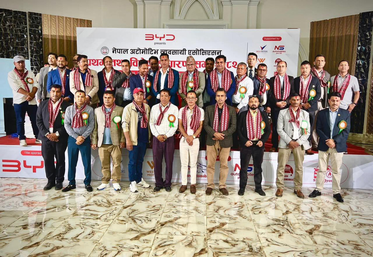 नेपाल अटोमोटिभ व्यवसायी एसोसियसनमा नयाँ युगको सुरुवात: खगेन्द्र सिंह बम अध्यक्ष र कुमार चिमोरिया सहअध्यक्षमा निर्वाचित
