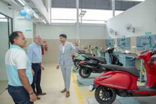 Bajaj Chetak EV Opens Nepal’s First State-of-the-Art Experience Zone in Kathmandu