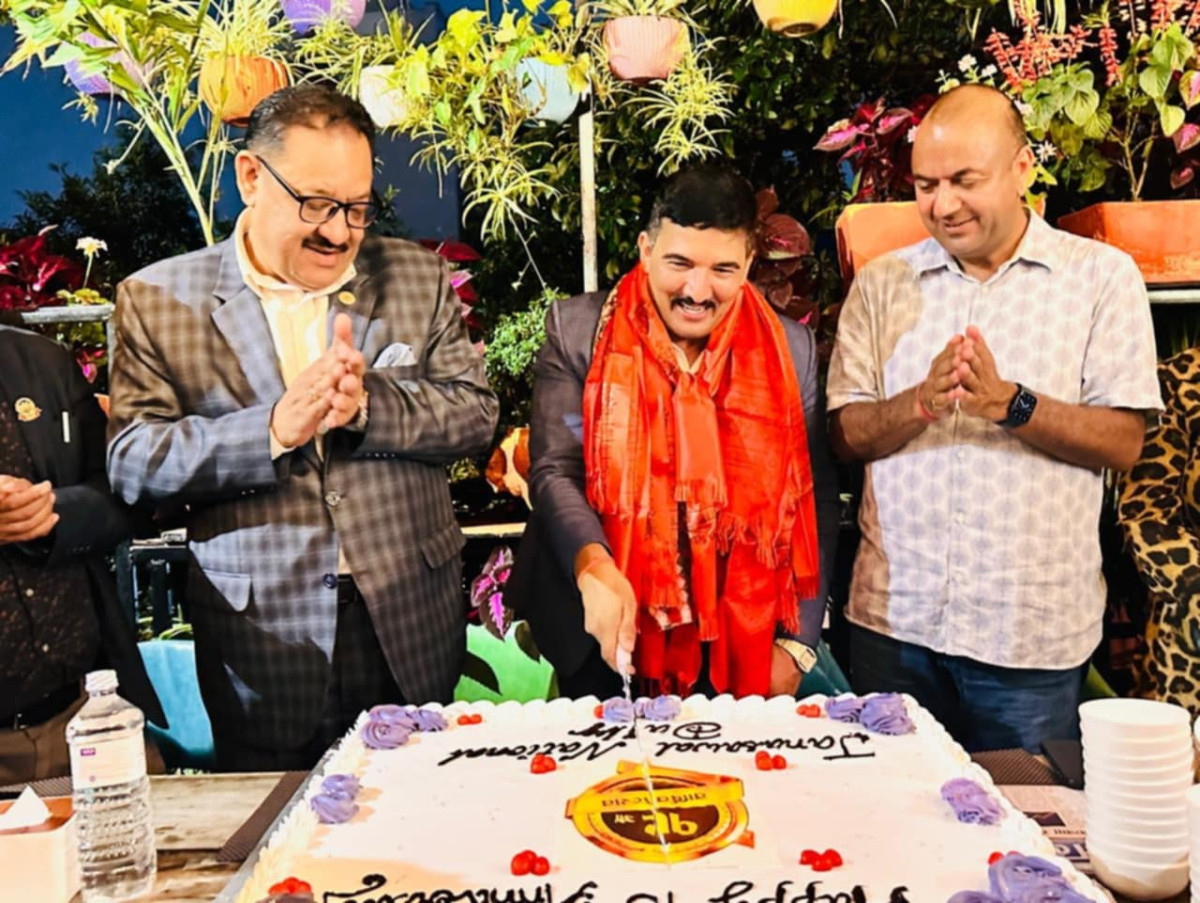 जनसवाल राष्ट्रिय दैनिकको १९ औँ वार्षिकोत्सव कार्यक्रम भव्यताका साथ सम्पन्न
