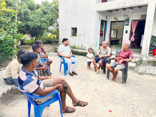 बर्दियामा बाघको आक्रमणमा परि मृत्यु भएकी महिलाका परिवारलाई नेता अब्दुल खानद्वारा भेट