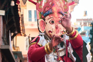 विभिन्न नगरका जात्रा समेट्ने प्रचलनले सांस्कृतिक एकता र सद्भाव बलियो बनाएको छ : वडाध्यक्ष आशामान संगत