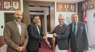 नेपाल लाइफद्वारा भौतिक पूर्वाधार पुर्ननिर्माण कोषमा रु. १ करोड ५० लाखको सहयोग