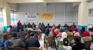 सिद्धार्थ बैंकद्वारा हरिवन नगर अस्पताललाई प्रसूति उपकरण हस्तान्तरण