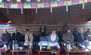 दूतमार्गमा प्रधानमन्त्रीको निरीक्षणः धाार्मिक विश्वास र सम्पदालाई असर नपारी निर्माण गरौँ