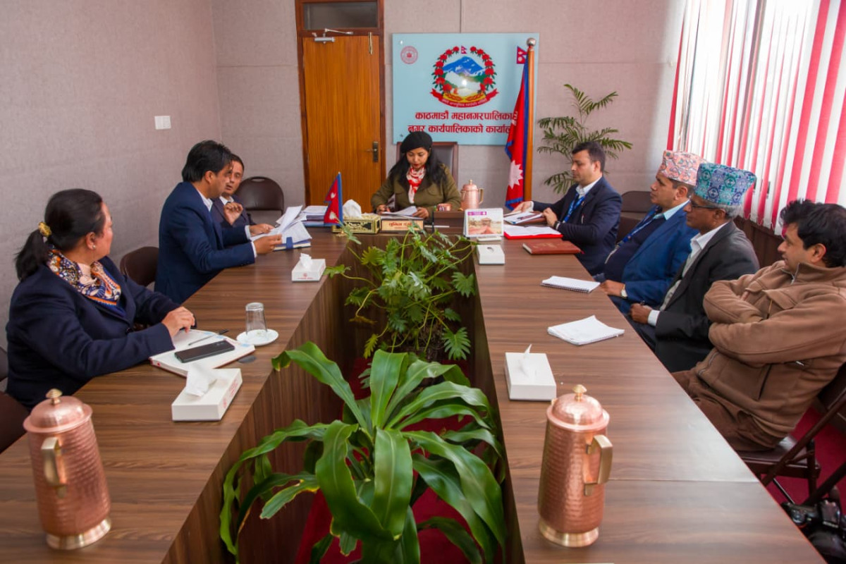 निजी कार छोडेर सार्वजनिक यातायात छान्ने अवस्था हाम्रो लक्ष्य हो, सहभागितामूलक र साझेदारितामूलक संयन्त्रबाट काम गरौँ : कार्यवाहक प्रमुख डंगोल
