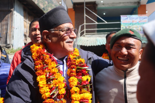 निर्वाचन तीन प्रवृत्तिबीचको जनमत संग्रह बन्न गएको छ  : प्रचण्ड