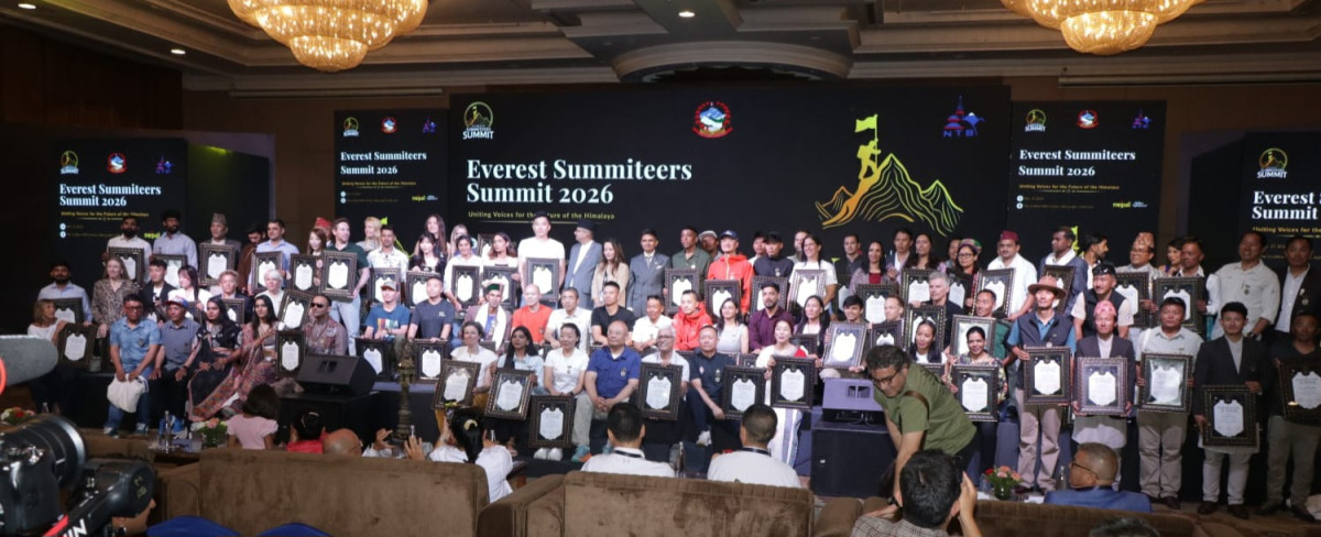 एभरेष्ट समिटिएर्स समिटमा १७६ सगरमाथा आरोहीलाई सम्मान